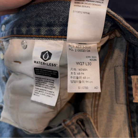 Levi's Woman’s Blue Jeans - Picture 8 of 8